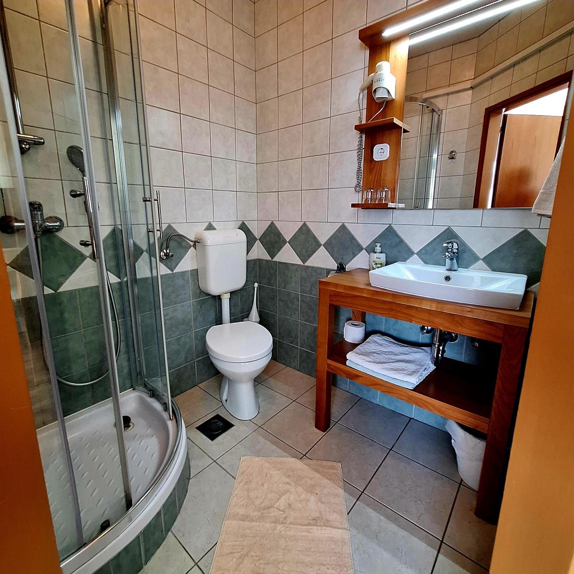 Penzion Gostisce Lesjak Orehova vas Exterior foto